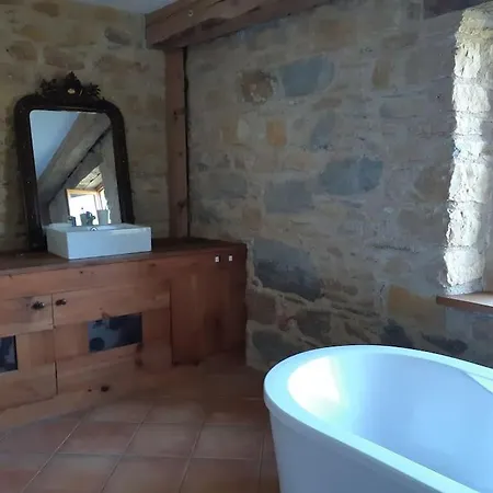 Grande Maison, Avec Piscine Privee Et Belle Vue Ferienhaus Ambeyrac