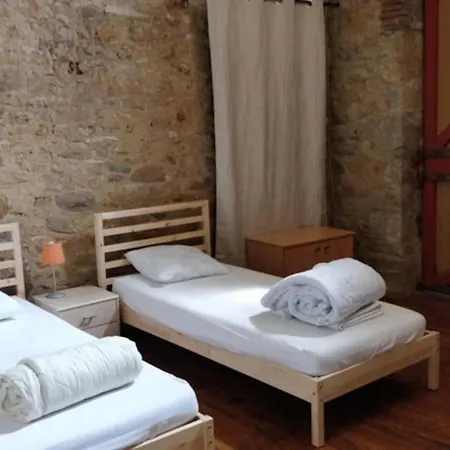 Grande Maison, Avec Piscine Privee Et Belle Vue Ferienhaus