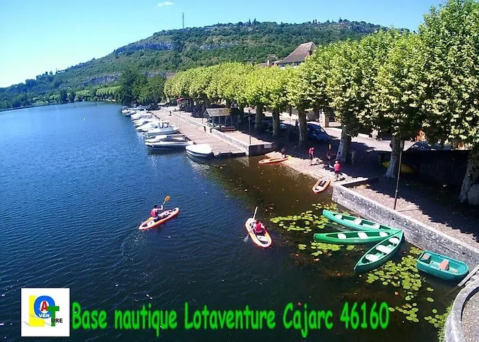 Grande Maison, Avec Piscine Privee Et Belle Vue בית נופש