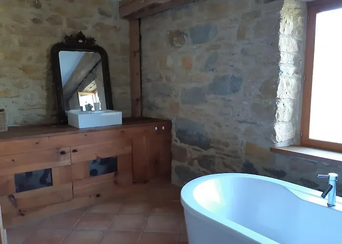 Grande Maison, Avec Piscine Privee Et Belle Vue בית נופש Ambeyrac