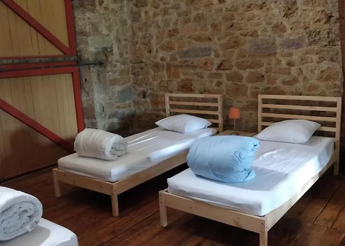 בית נופש Grande Maison, Avec Piscine Privee Et Belle Vue *