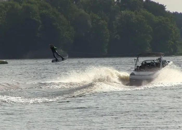 Grande Maison, Avec Piscine Privee Et Belle Vue *